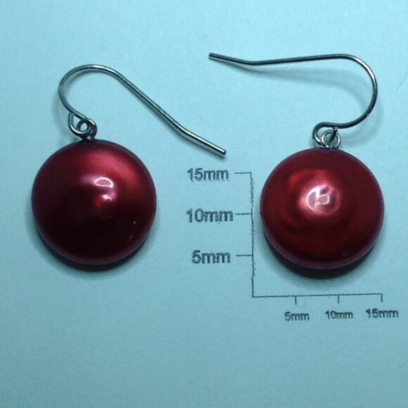 Honora Raspberry Color Freshwater Coin Pearl Earring - Picture 2 of 2